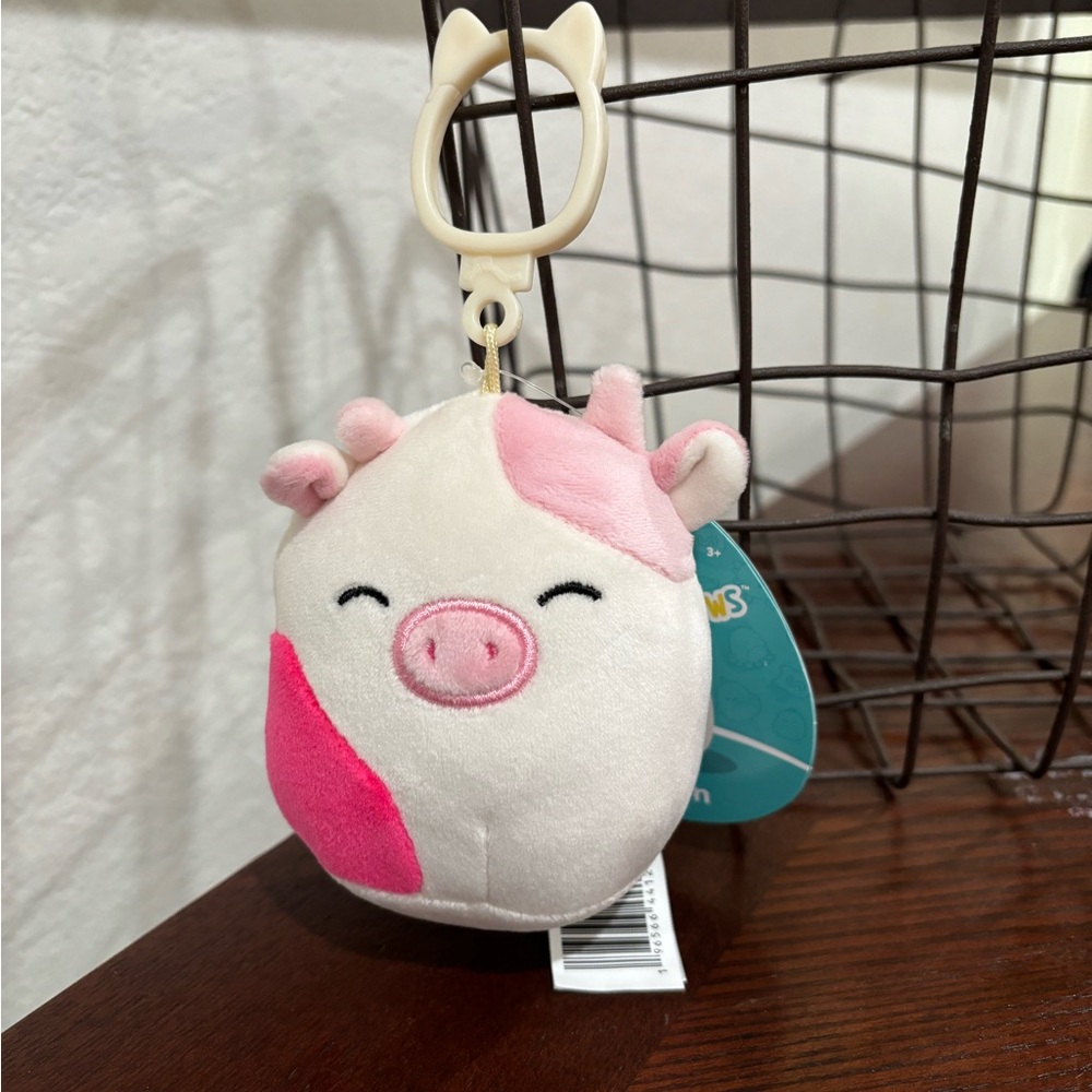 NWT Squishmallow Caedyn pink cow clip